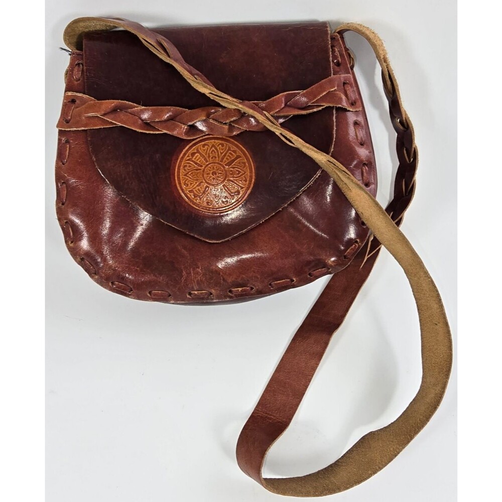 Vintage Wilsons Leather Saddlebag Purse โ Handcrafted Style with Boho Flair
